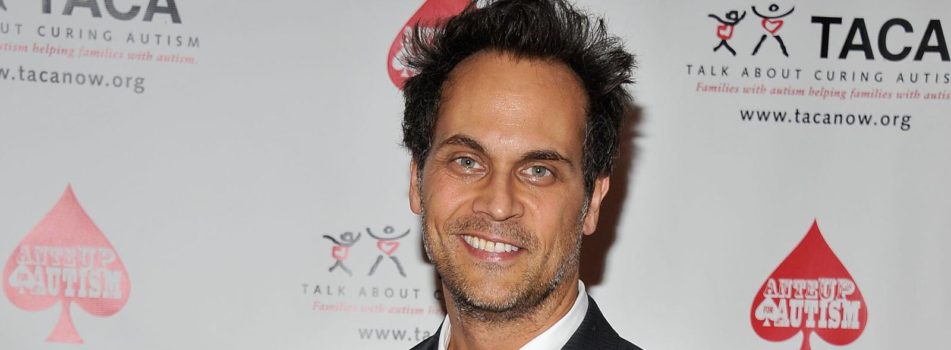  Go to German Version   Interview by Christine Schmidt and Gaby Eichberger   MyCoven took the opportunity for an interview with charismatic Todd Stashwick. He puts on his roles like […]